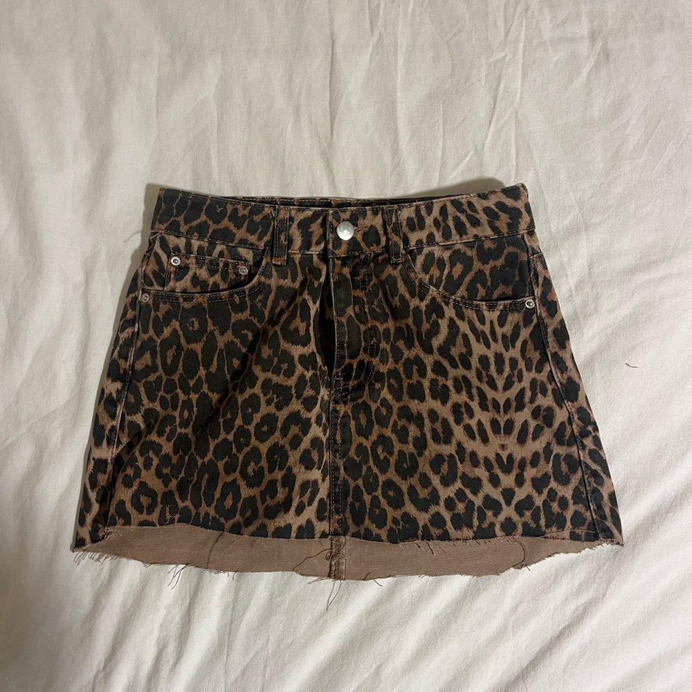 Zara micro low waist mini skirt in cheetah print